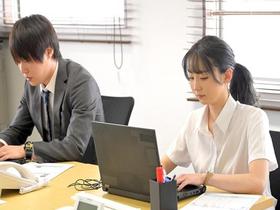 乳首舐め堕ち相部屋 シゴデキ新入社員が仕組んだ出張で既婚上司の乳首を執拗に責めて理性を打ち砕く逆NTR 美ノ嶋めぐり　サンプル画像02